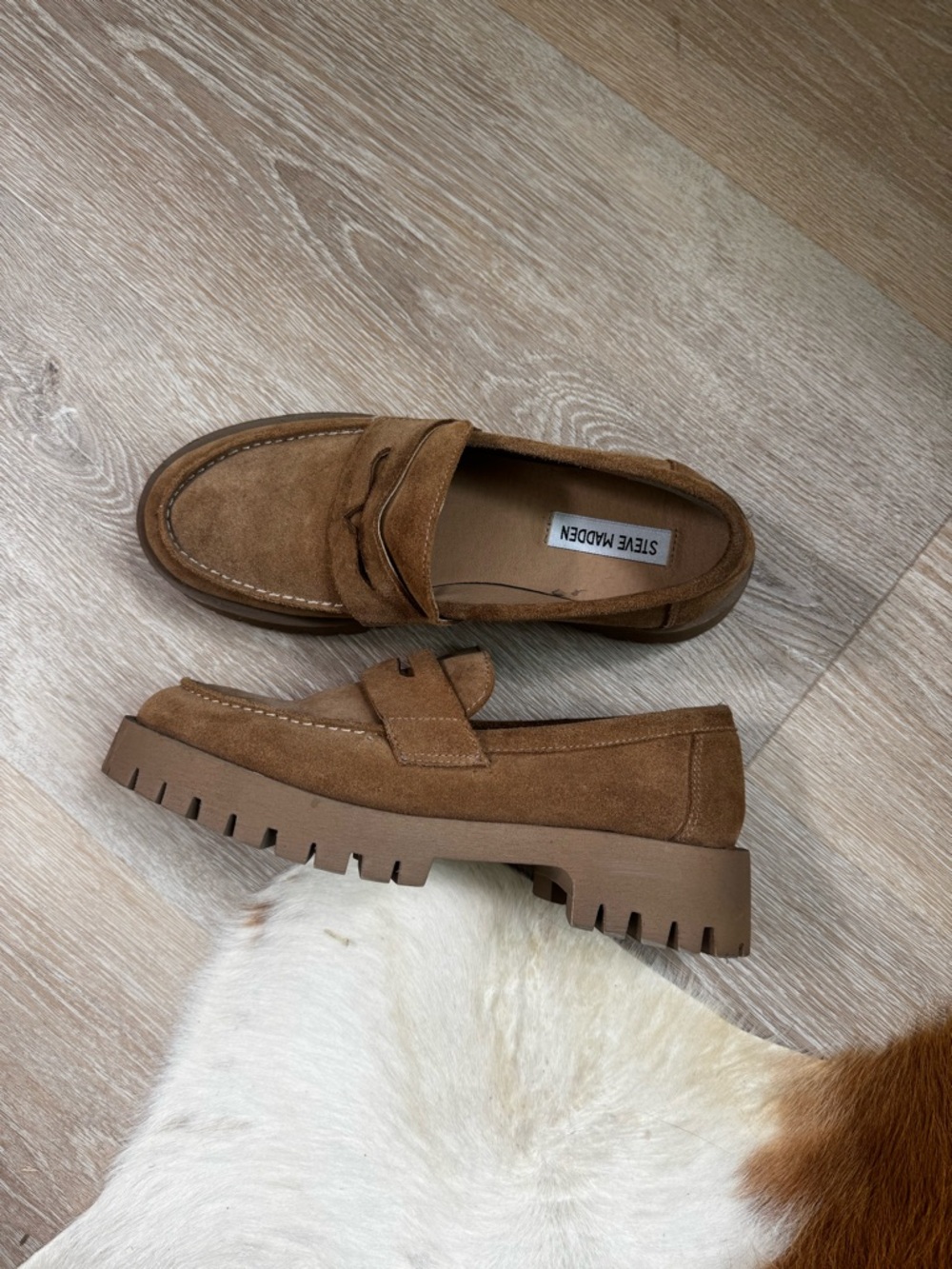 Steve Madden Women's Brown Suede Lug Sole Loafers - Picture 2 of 4